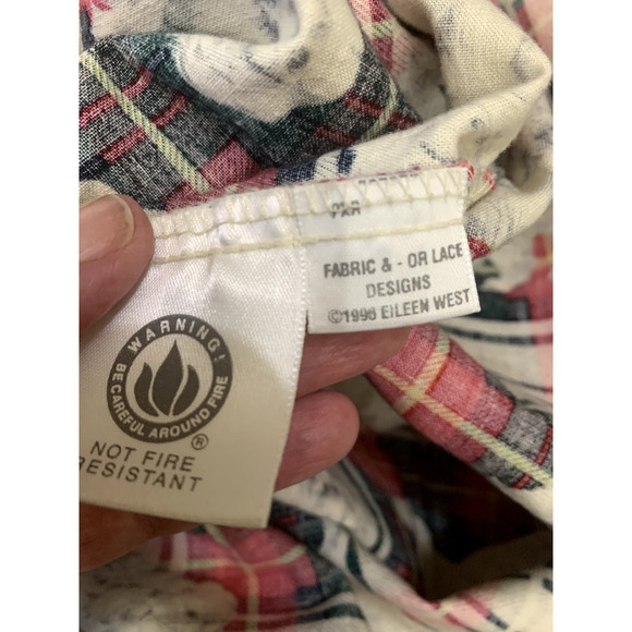 Eileen West vintage 1996 long red flannel plaid robe, Cocker Spaniels, petite - Picture 5 of 7